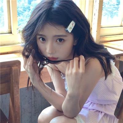 玛丽的白色连衣裙