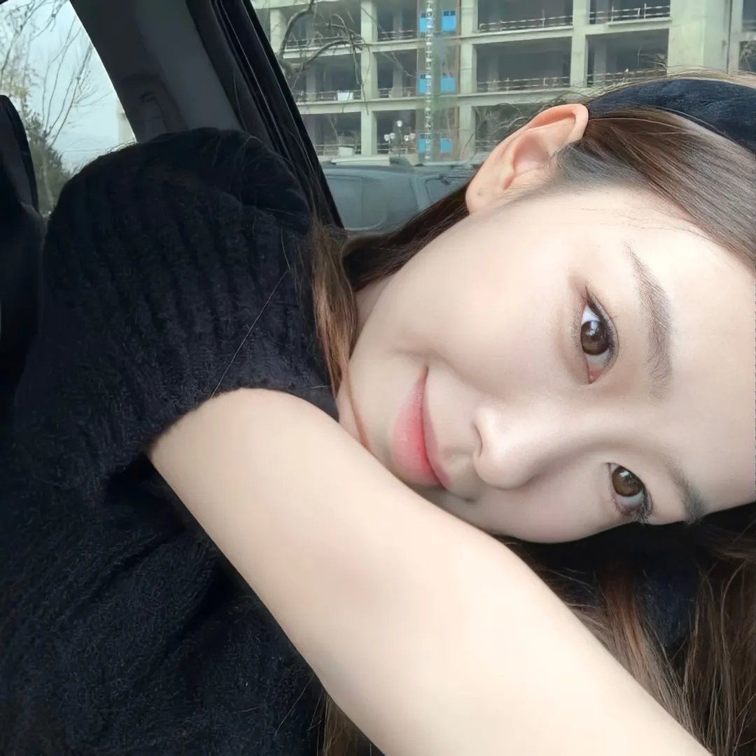 薇薇一笑很倾城